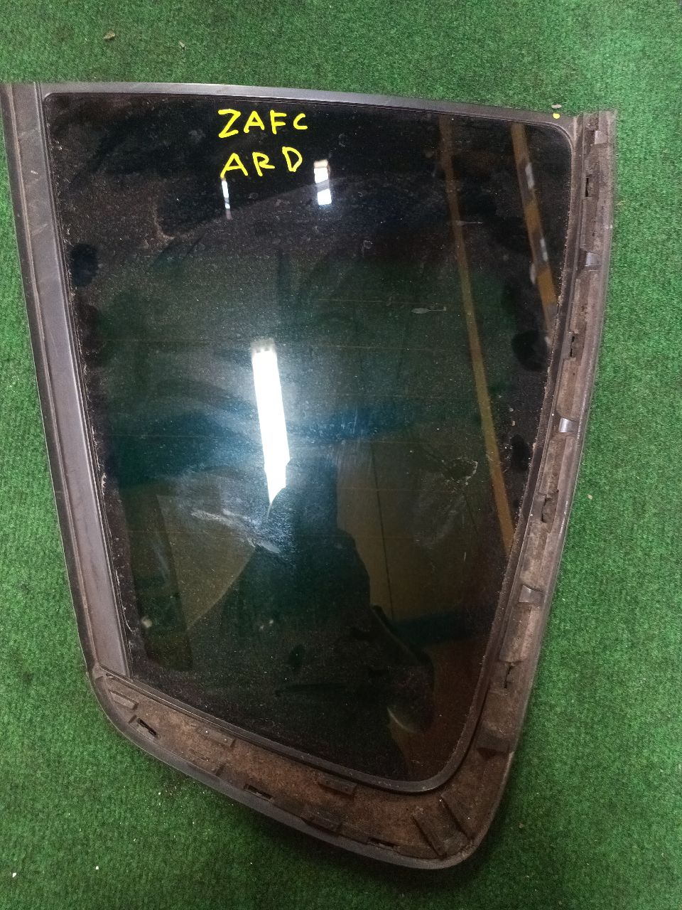 Vitre arrière droite Opel Zafira C