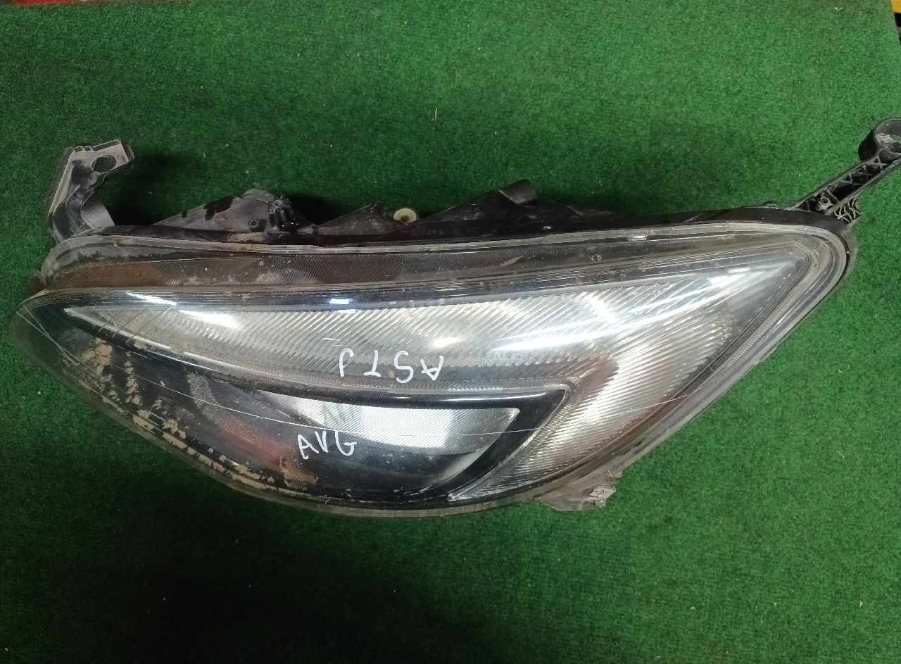 Left Front Headlight