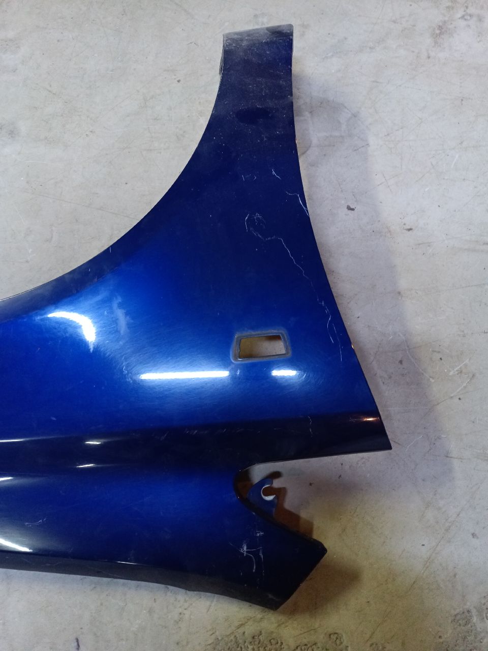 Front right fender
