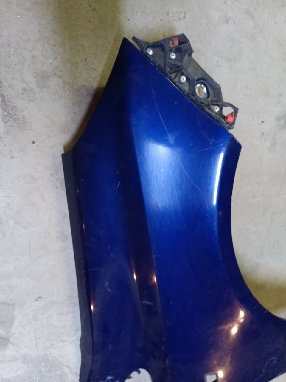 Front right fender