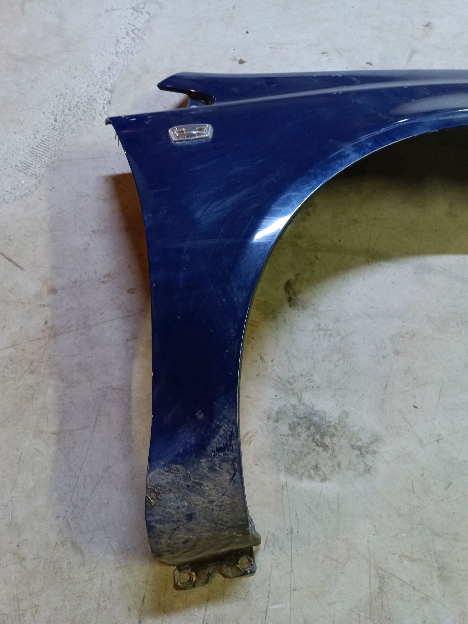 Corsa D front right fender - blue