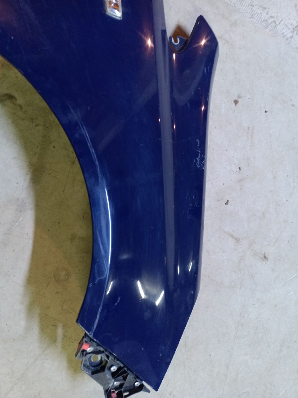 Corsa D front right fender - blue