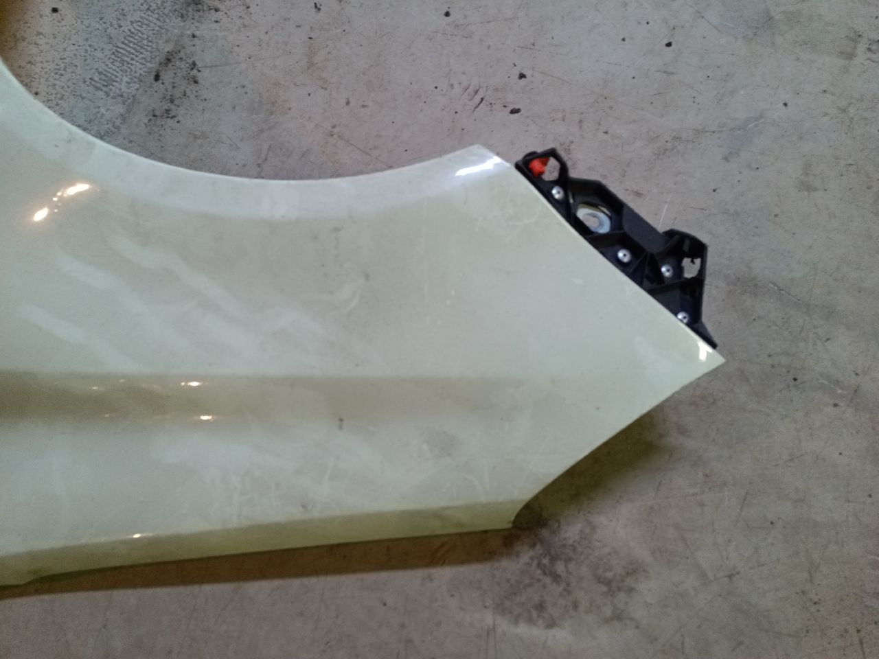 Front left wing for Corsa D