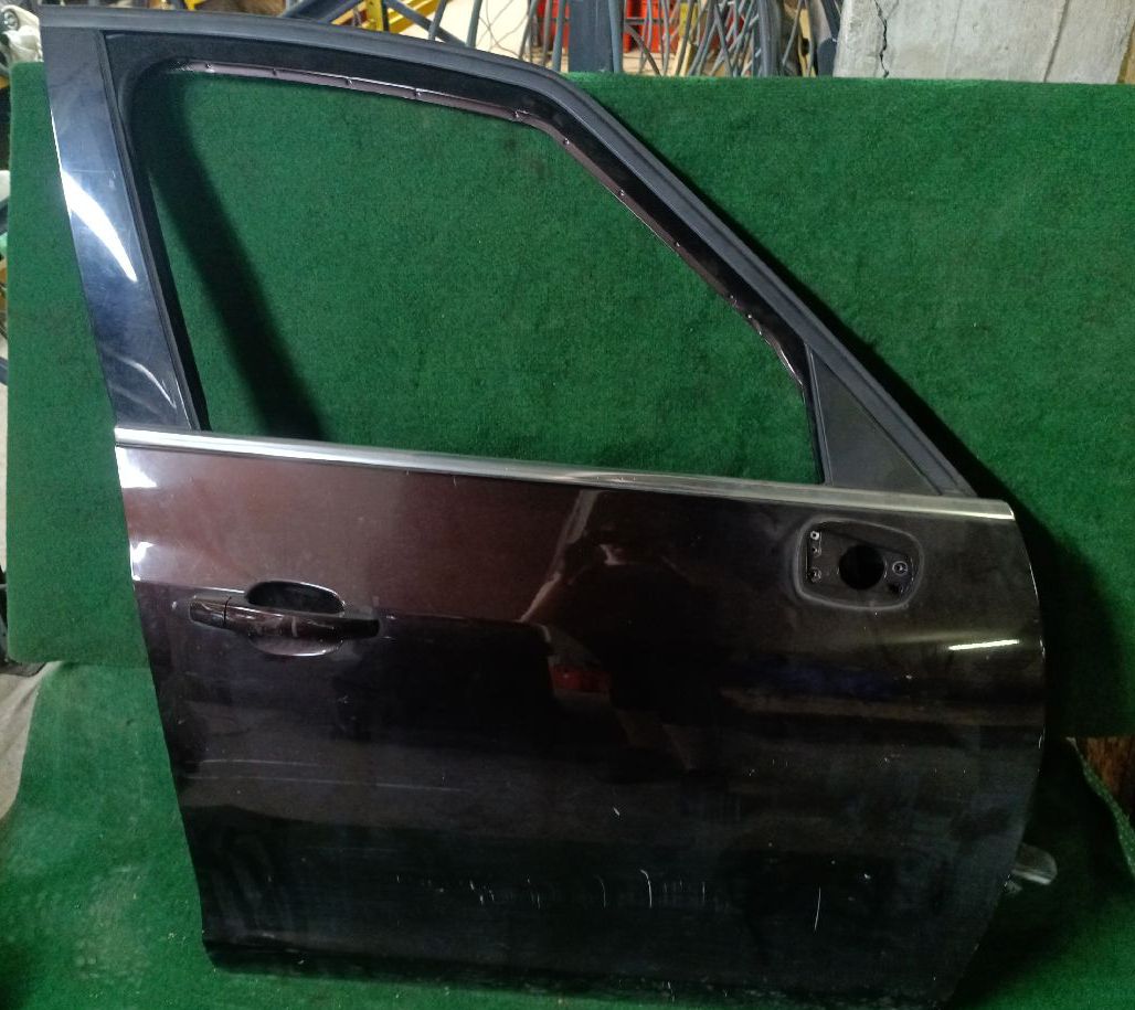 Right front door for Zafira C