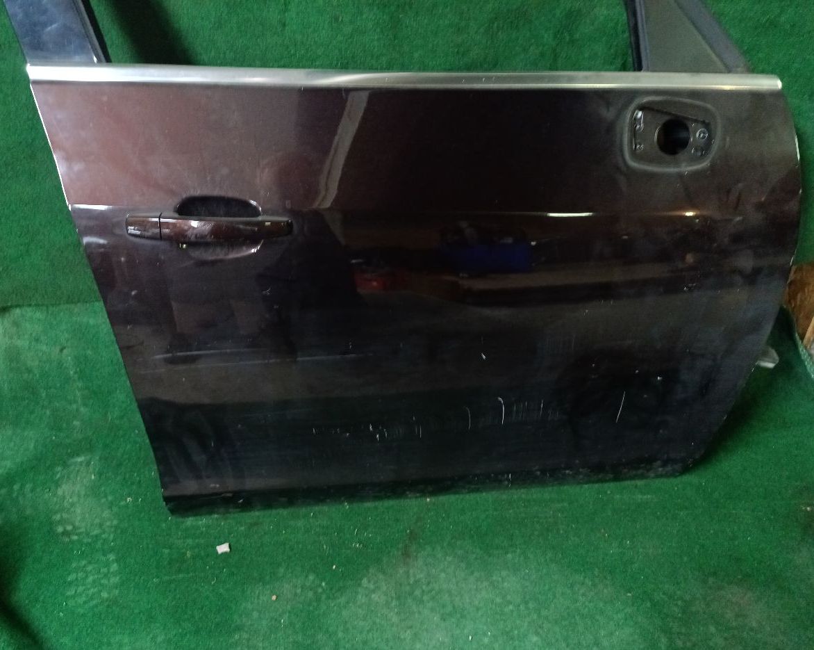Right front door for Zafira C