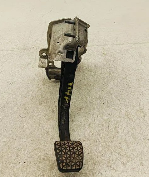 Clutch pedal for Opel Corsa C